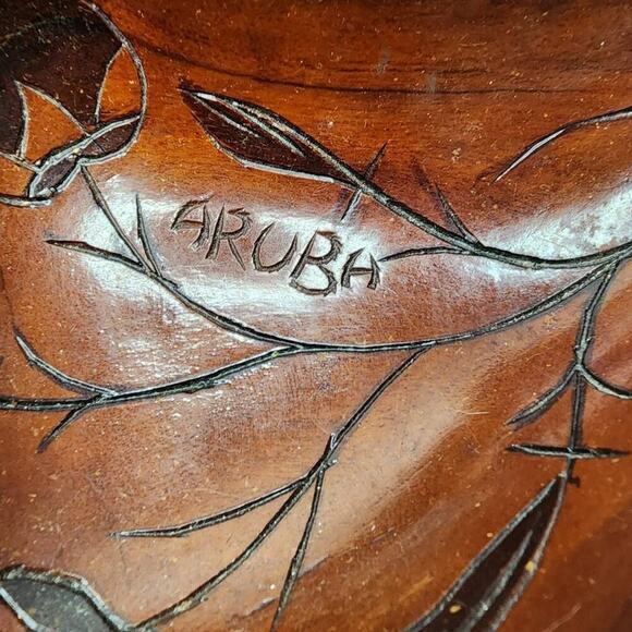 Aruba Decor Home Accents, Cherry Stained Handcrafted & Engraved Wooden Bowl XL - Picture 2 of 6